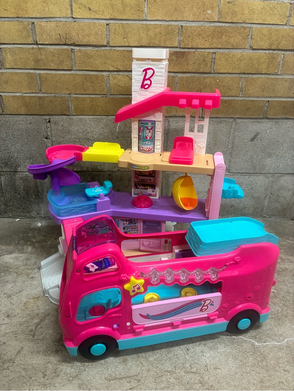Fisher Price Barbie Little People Dream House Sound & Barbie Dream Camper RV